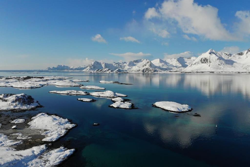 Lyngvaer Luggombu